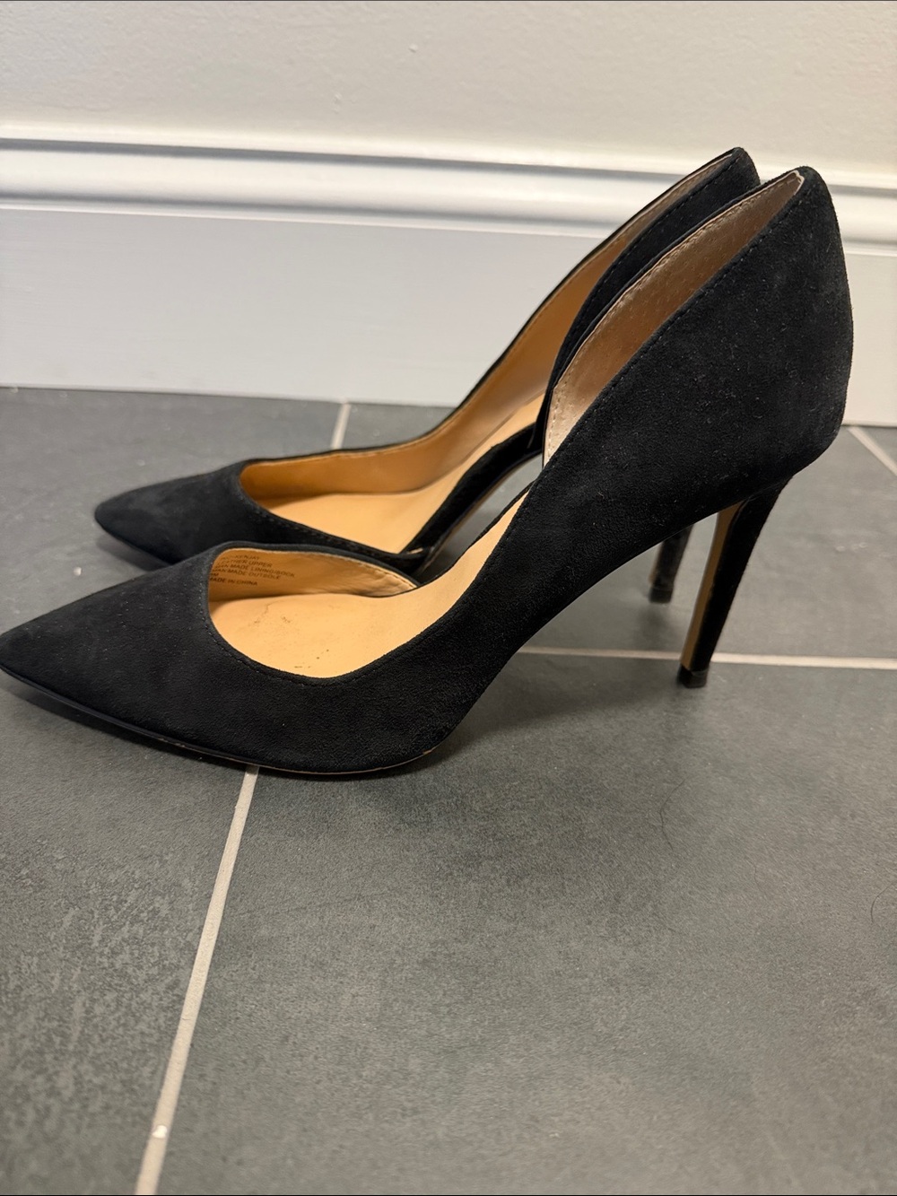 Classic Black Suede Pointed-Toe Stiletto Kenjay Pumps